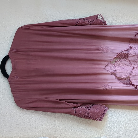 Tiare Hawaii Jagger Embroidered Floral Dyed Kimono NWT OS - Picture 7 of 17